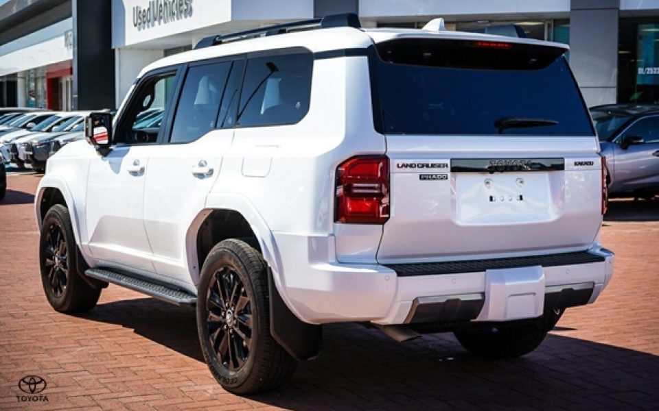 2025 Toyota Landcruiser Prado Kakadu