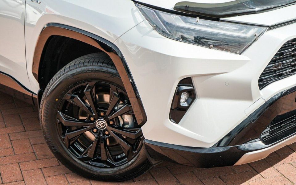 2025 Toyota RAV4 Hybrid XSE 2WD