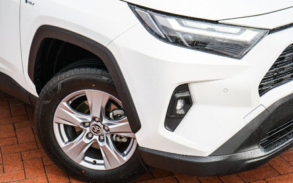 2025 Toyota RAV4 Hybrid GX 2WD