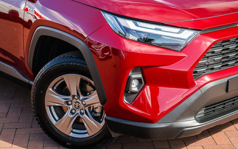 2025 Toyota RAV4 GX 2WD
