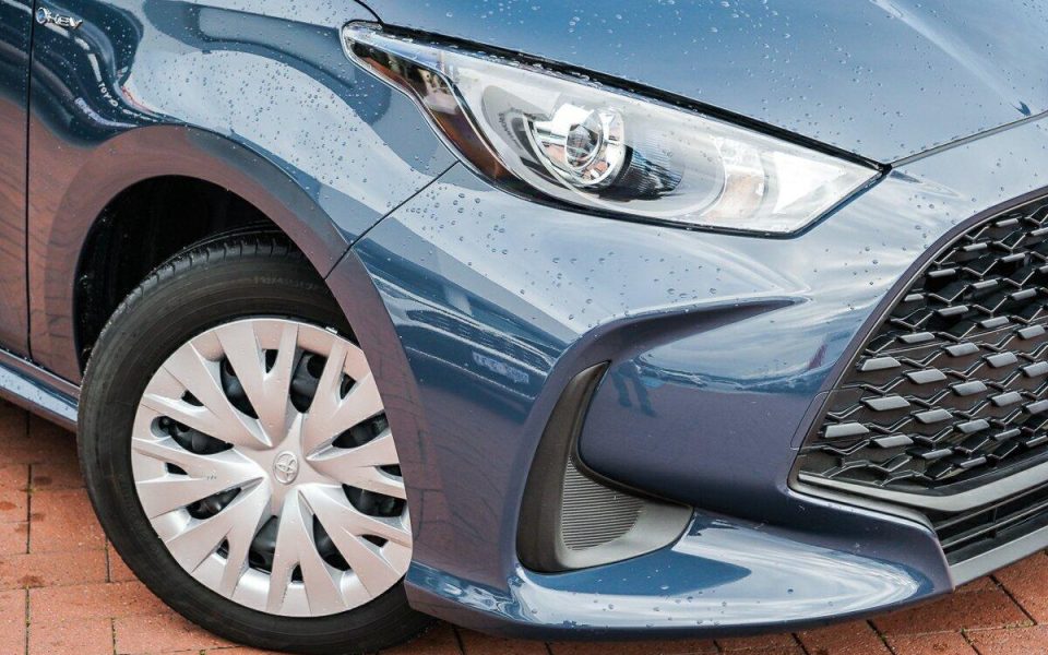 2025 Toyota Yaris Hybrid Ascent Sport