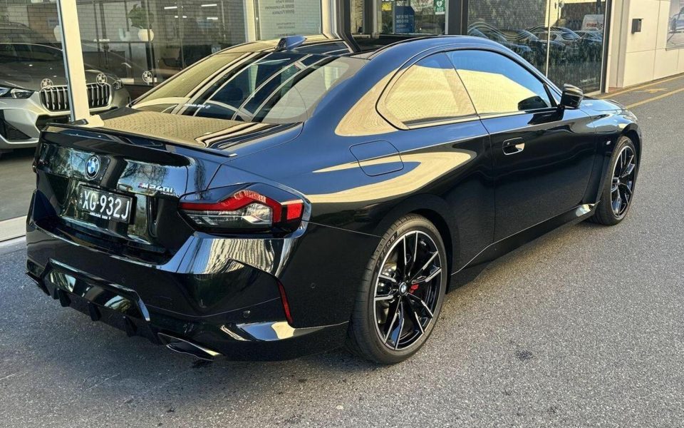 2025 BMW 2 Series M240i xDrive