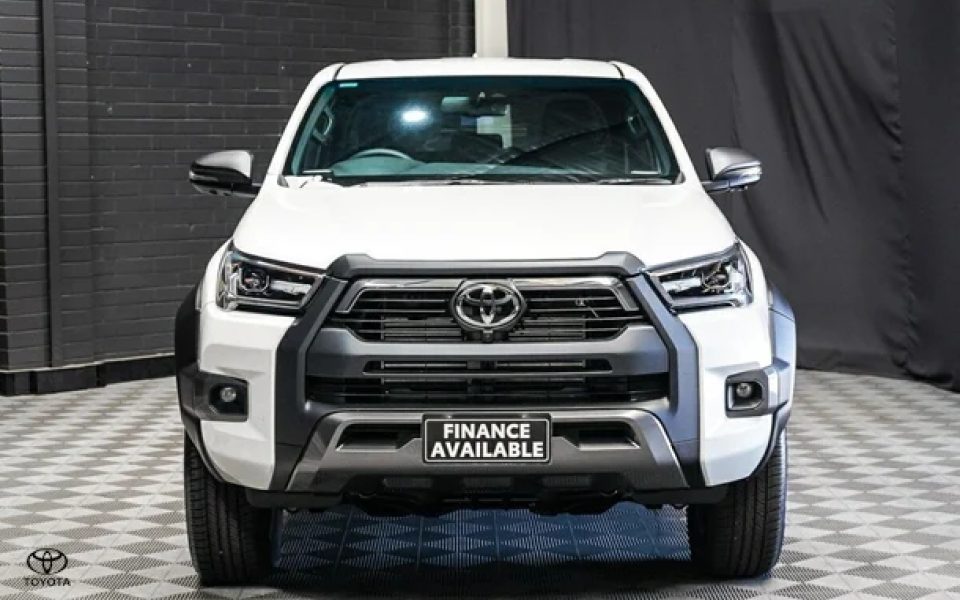 2025 Toyota Hilux 4x4 Rogue