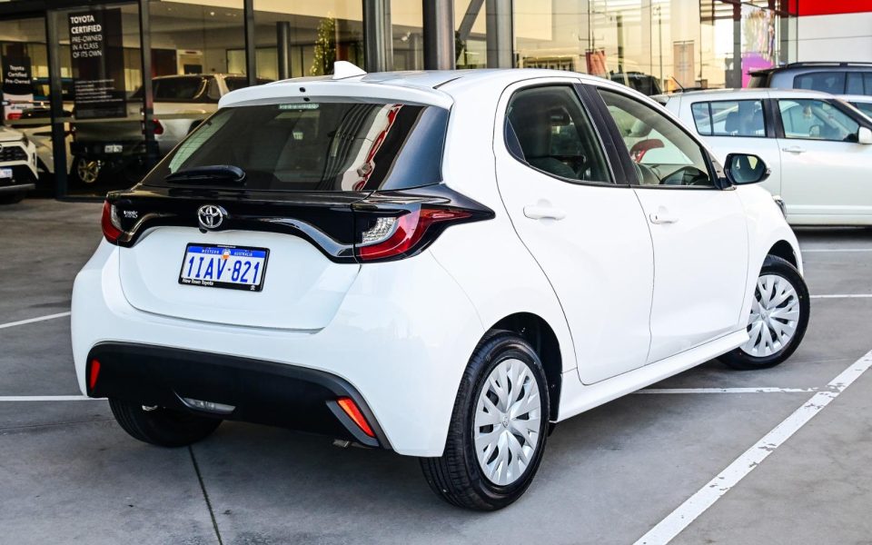 2023 Toyota Yaris Ascent Sport