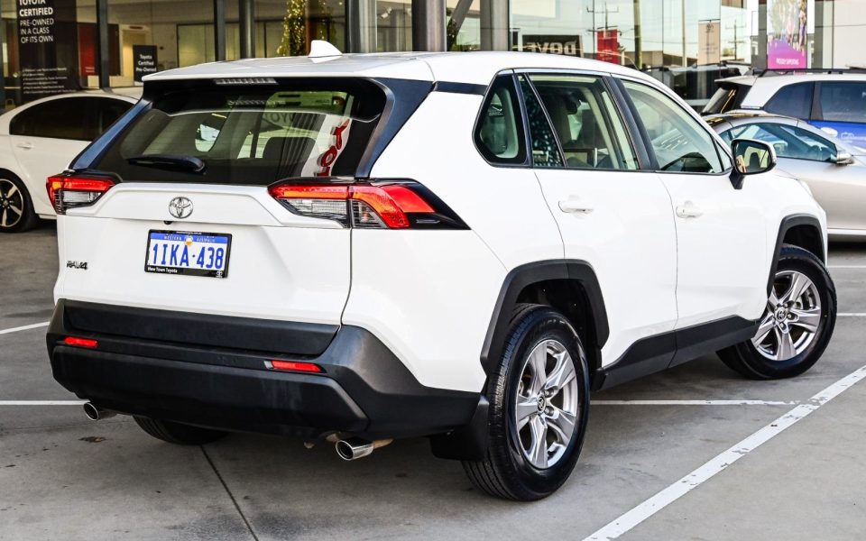 2024 Toyota RAV4 GX 2WD