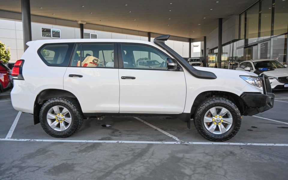 2023 Toyota Landcruiser Prado GX