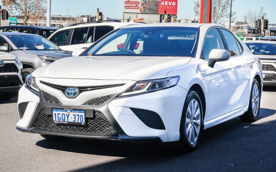 2018 Toyota Camry Hybrid Ascent Sport