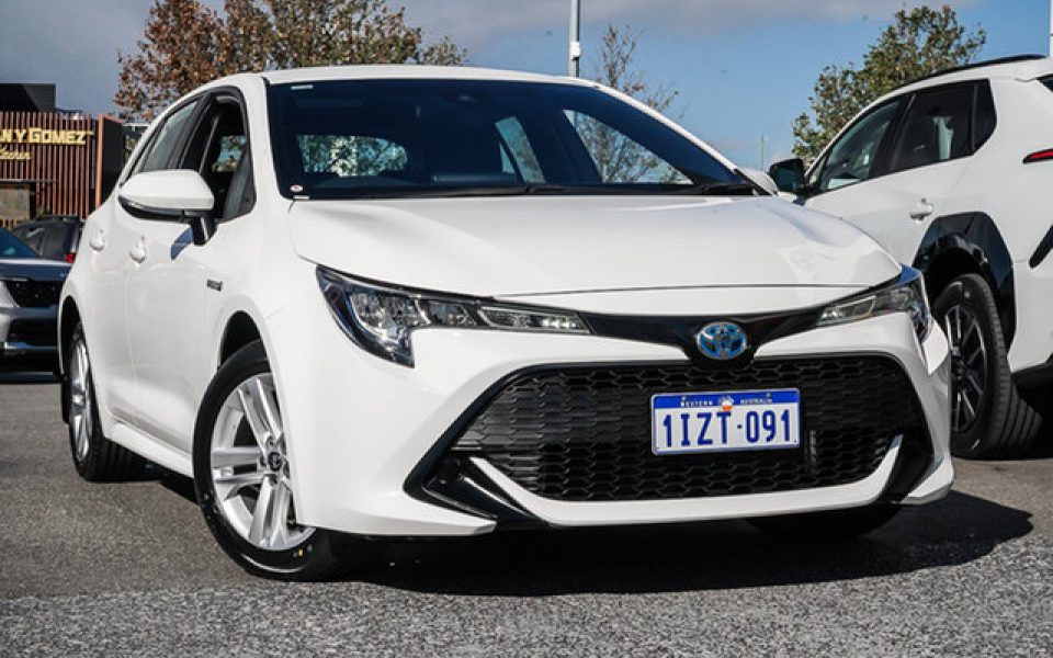 2020 Toyota Corolla Hatch Hybrid Ascent Sport