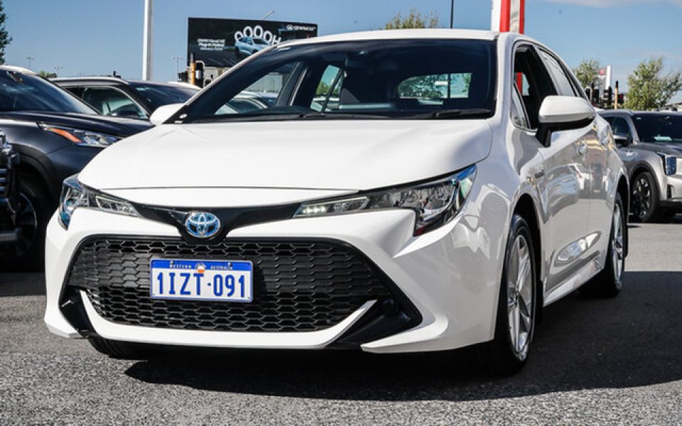 2020 Toyota Corolla Hatch Hybrid Ascent Sport