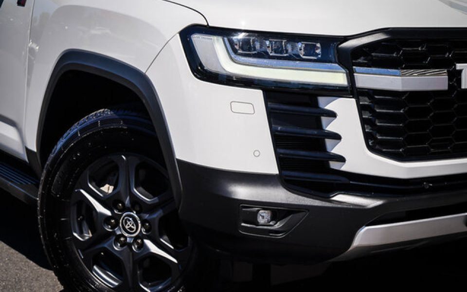 2024 Toyota Landcruiser GR-S