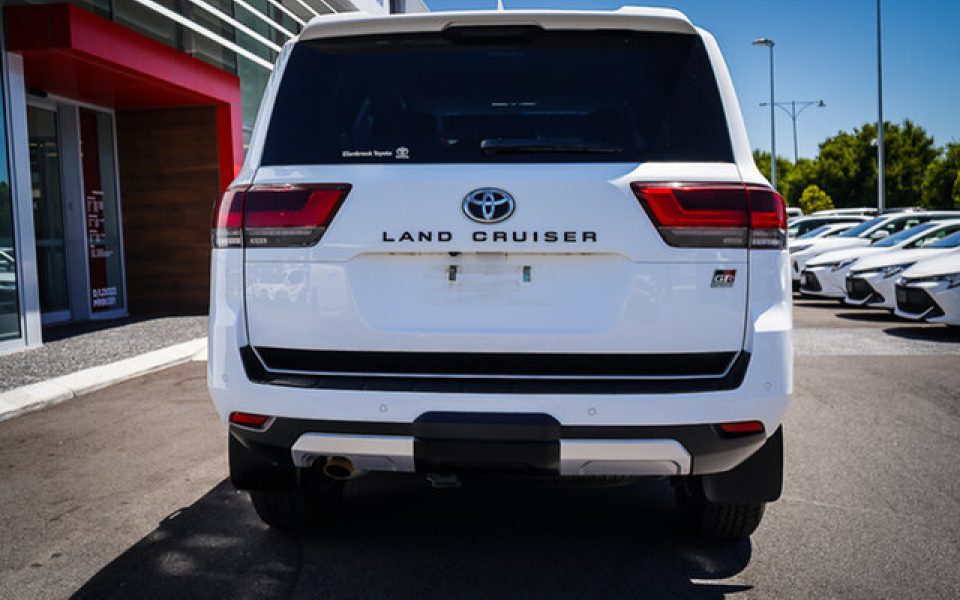 2024 Toyota Landcruiser GR-S