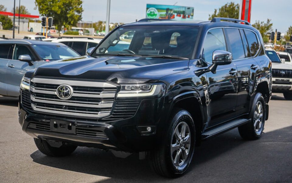 2025 Toyota Landcruiser Sahara