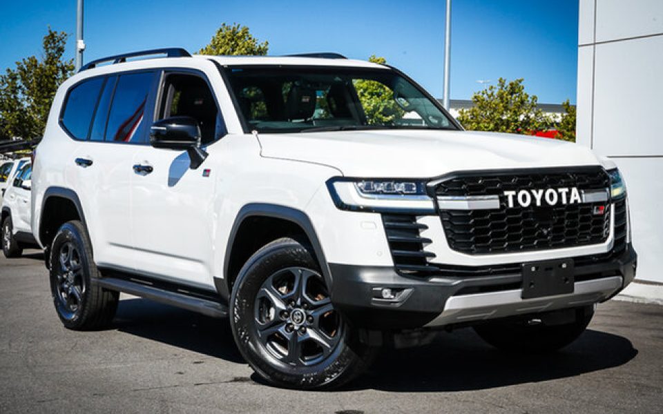 2022 Toyota Landcruiser GR-S