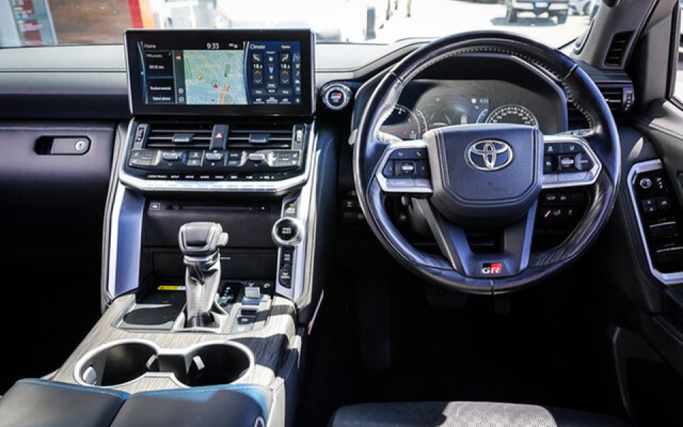 2022 Toyota Landcruiser GR-S