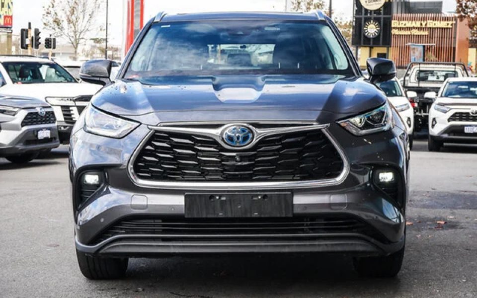 2021 Toyota Kluger Grande