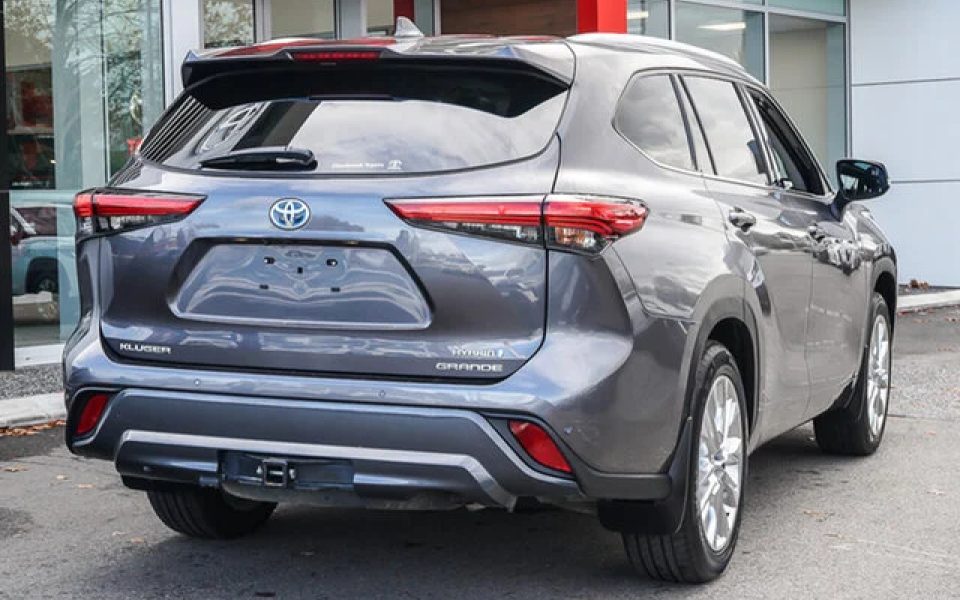 2021 Toyota Kluger Grande