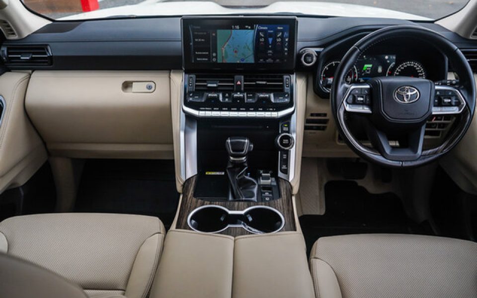 2022 Toyota Landcruiser VX