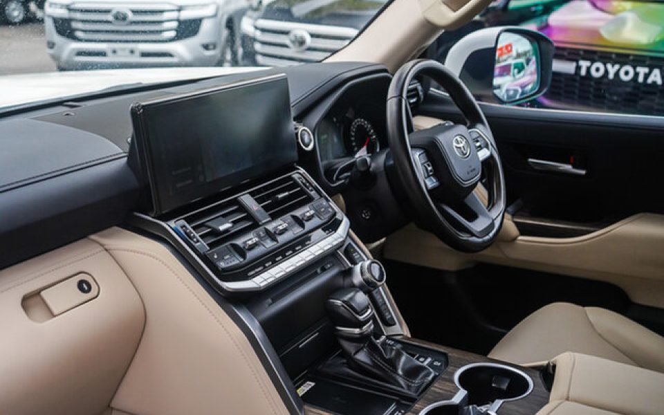 2022 Toyota Landcruiser VX
