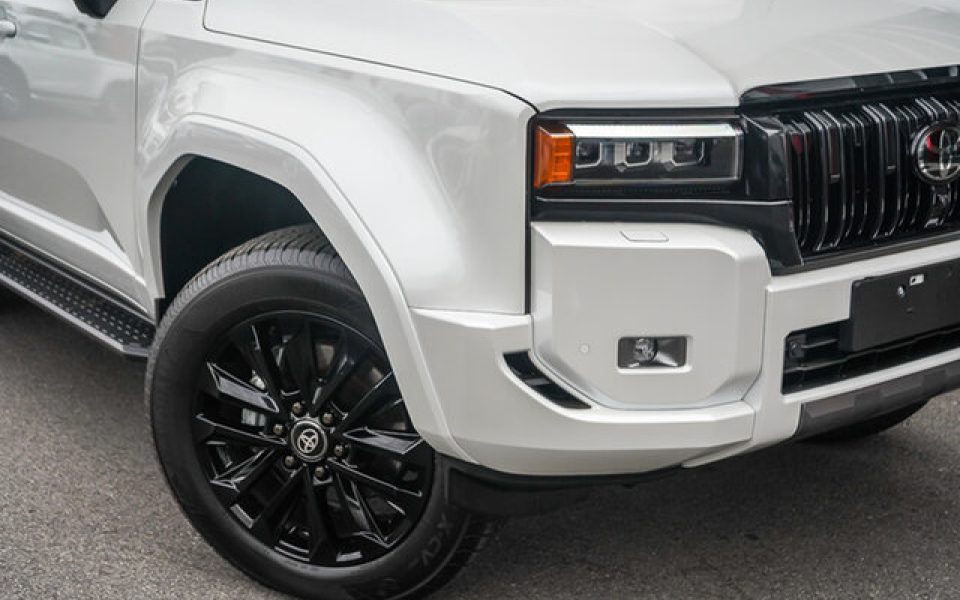 2025 Toyota Landcruiser Prado VX