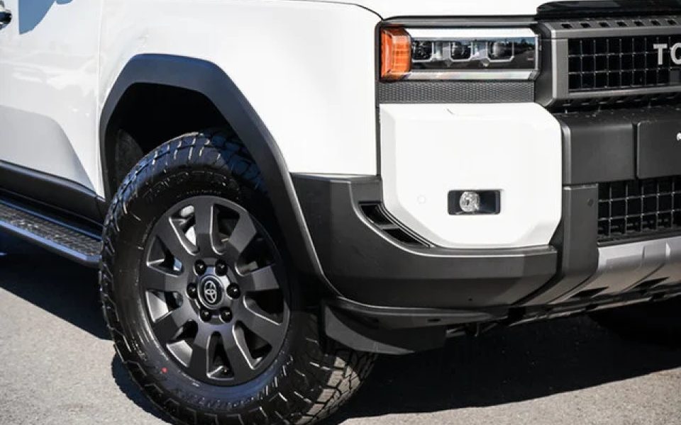 2026 Toyota Prado Altitude