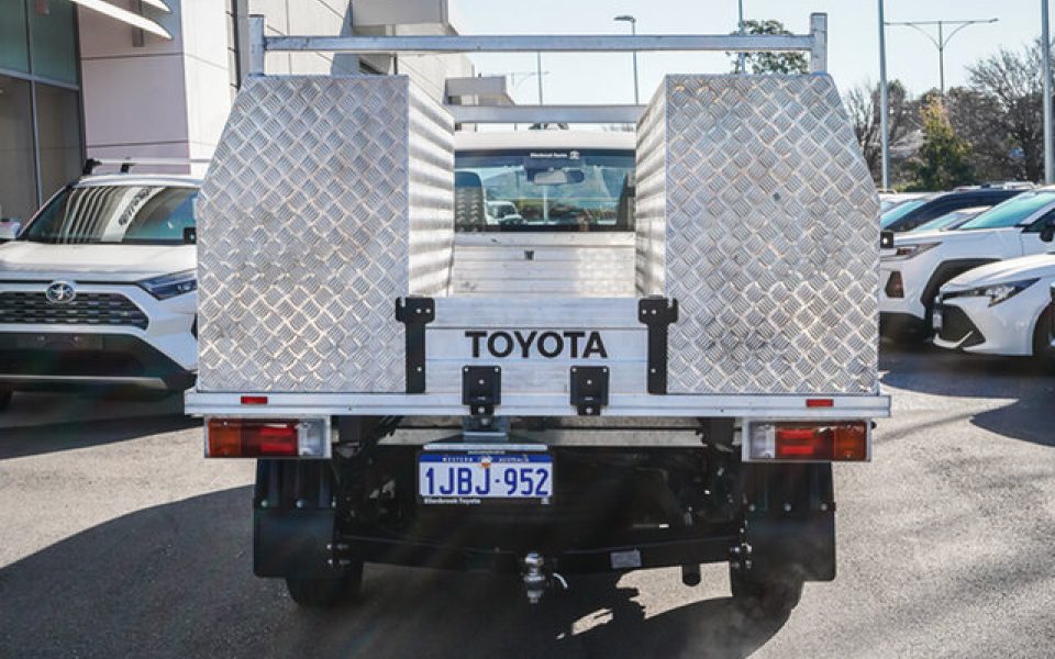 2023 Toyota Hilux 4x2 WM