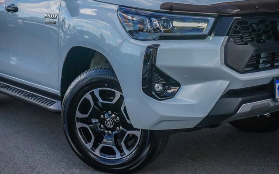 2024 Toyota Hilux 4x4 SR5