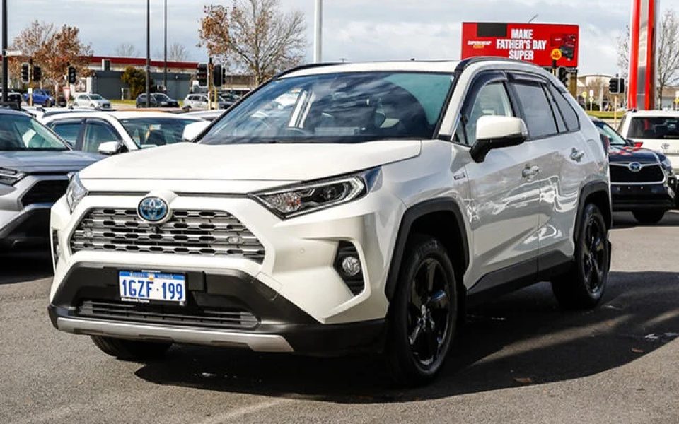 2020 Toyota RAV4 Cruiser