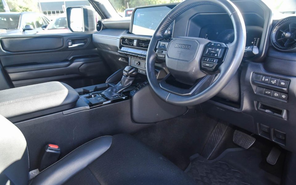 2024 Toyota Prado GXL