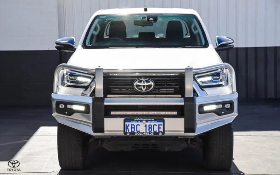 2020 Toyota Hilux SR5