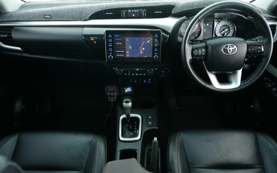 2020 Toyota Hilux 4x4 SR5