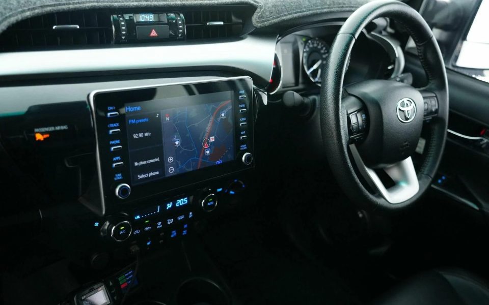 2020 Toyota Hilux 4x4 SR5