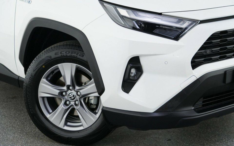 2023 Toyota RAV4 Hybrid GX