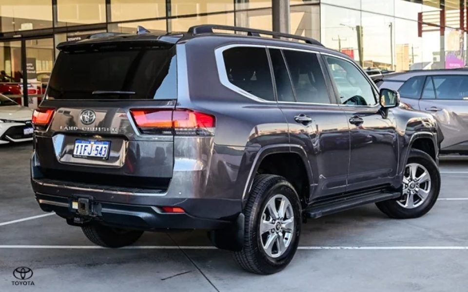 2024 Toyota Landcruiser VX