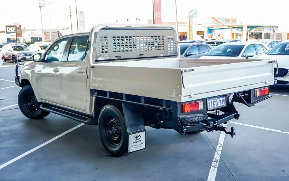 2023 Toyota Hilux 4x4 SR
