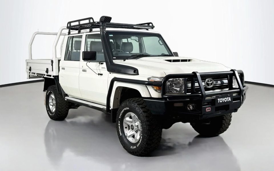 2019 Toyota LANDCRUISER MILITARY GXL