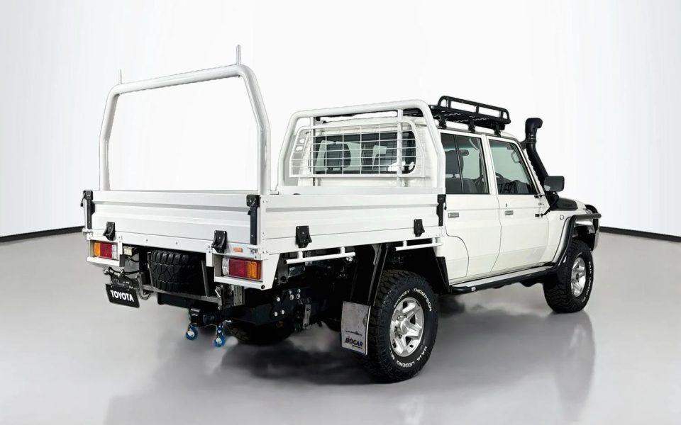 2019 Toyota LANDCRUISER MILITARY GXL