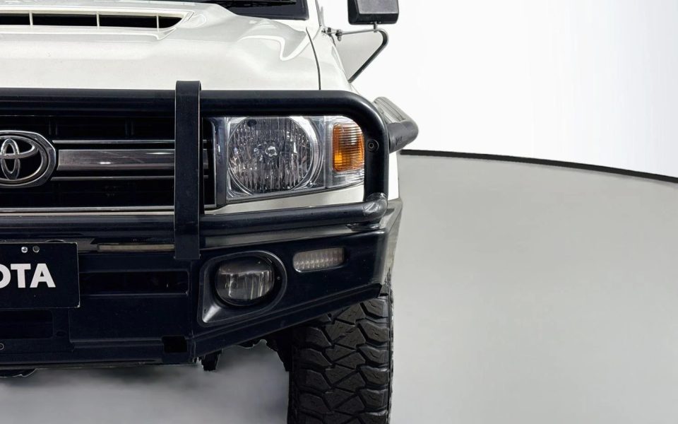 2019 Toyota LANDCRUISER MILITARY GXL