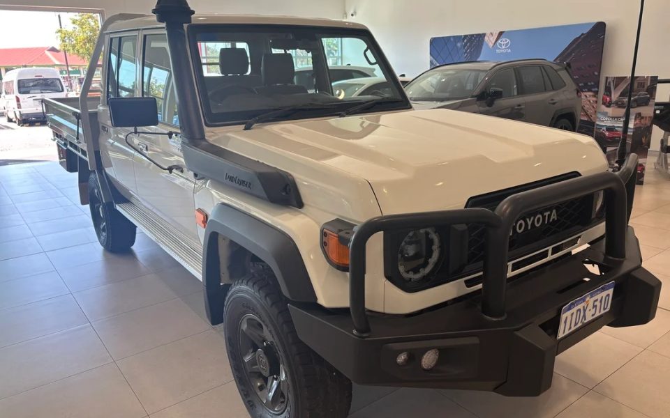 2023 Toyota Landcruiser Military GXL
