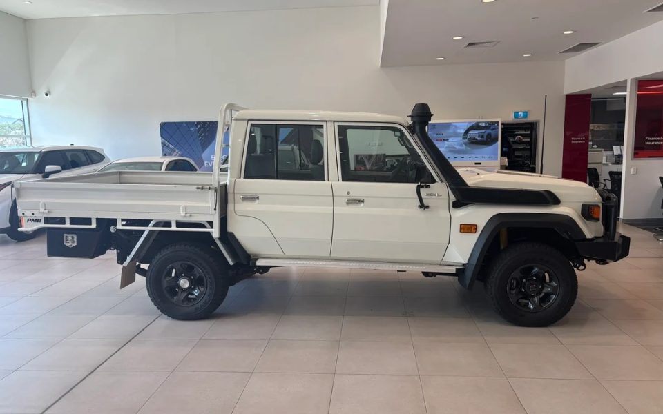 2023 Toyota Landcruiser Military GXL