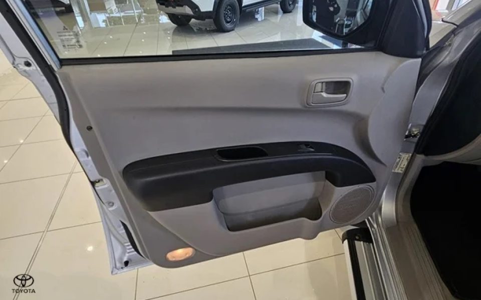2015 Mitsubishi Triton GLX