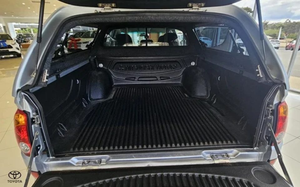 2015 Mitsubishi Triton GLX