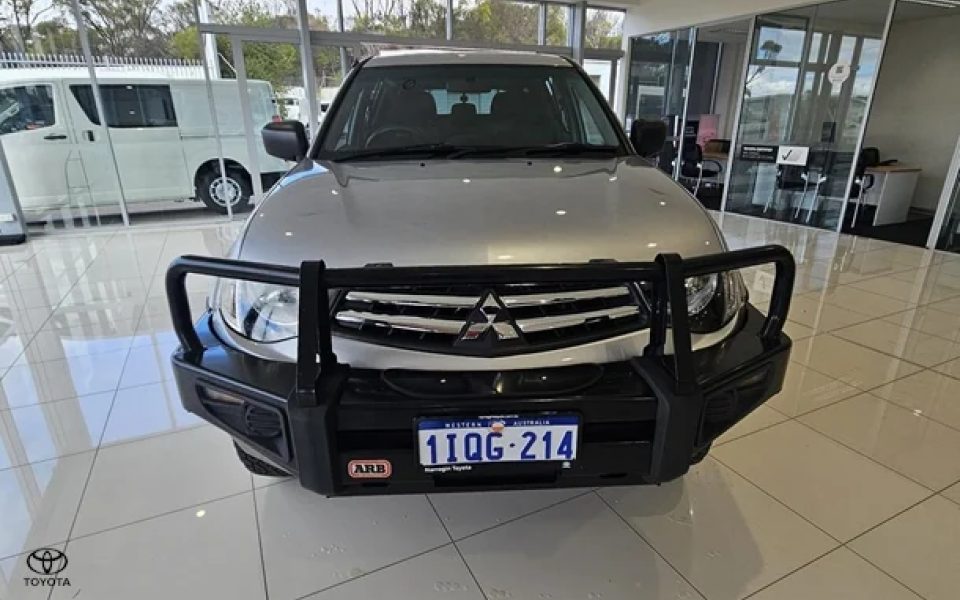 2015 Mitsubishi Triton GLX