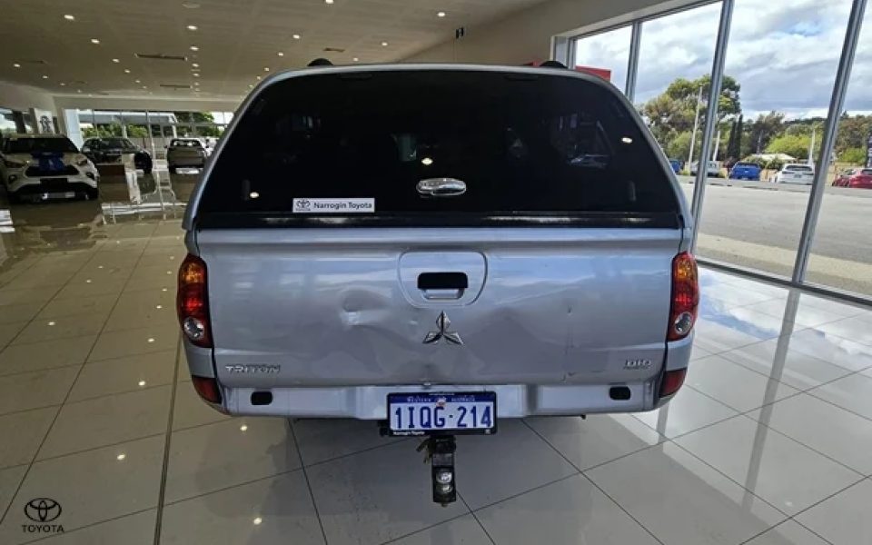 2015 Mitsubishi Triton GLX