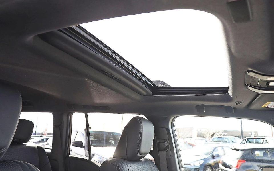 2025 Toyota Prado Altitude