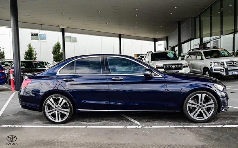 2019 Mercedes-Benz C-Class C300
