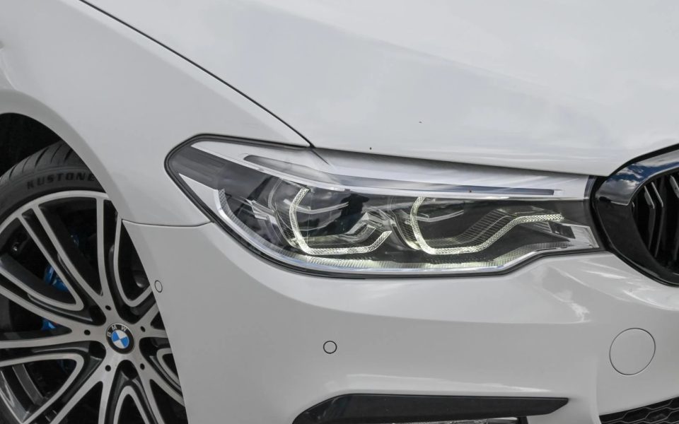 2018 BMW 5 Series 530i Luxury Line