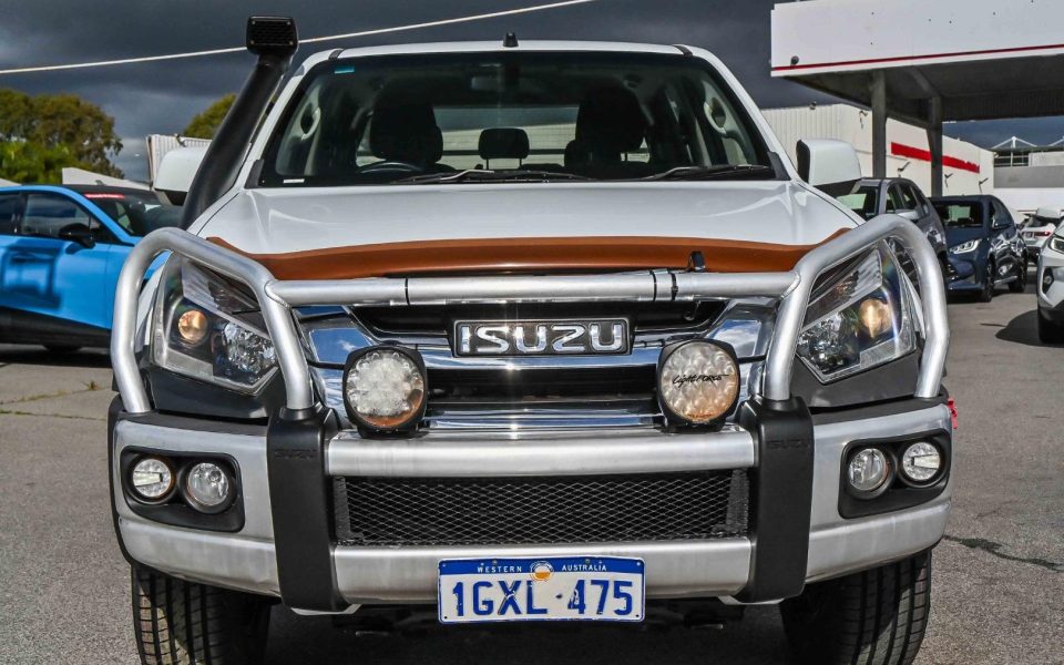 2019 Isuzu D-MAX LS-M