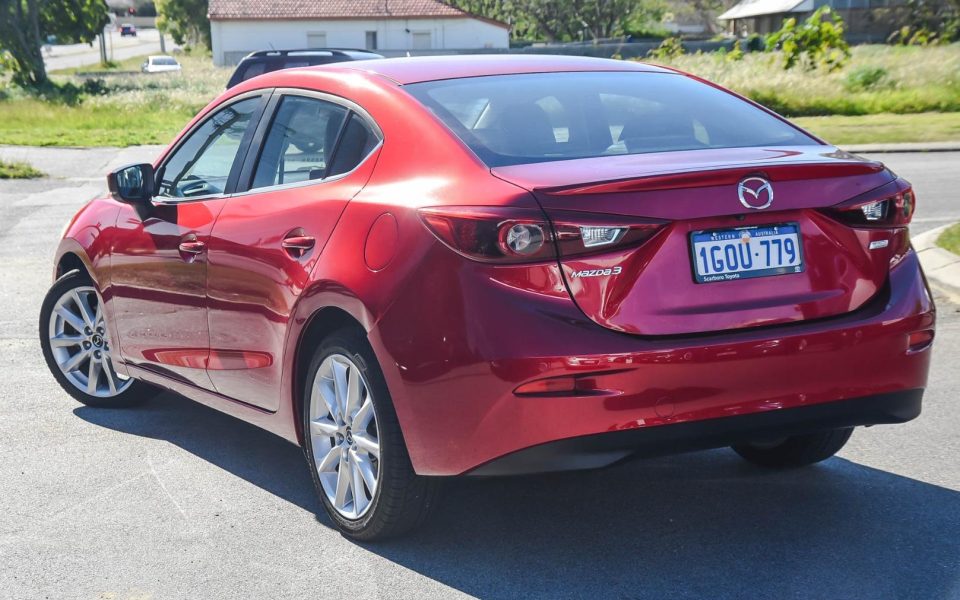 2018 Mazda 3 SP25 GT