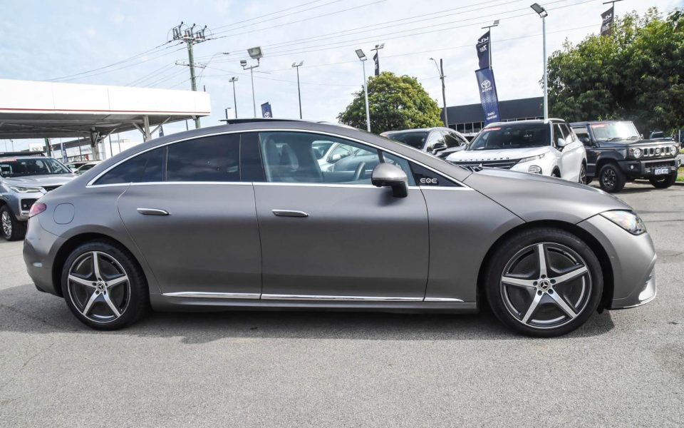 2023 MERCEDES-BENZ EQE EQE300