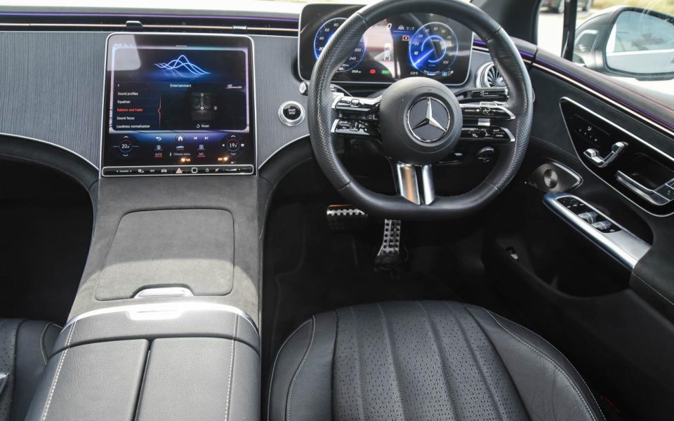 2023 MERCEDES-BENZ EQE EQE300